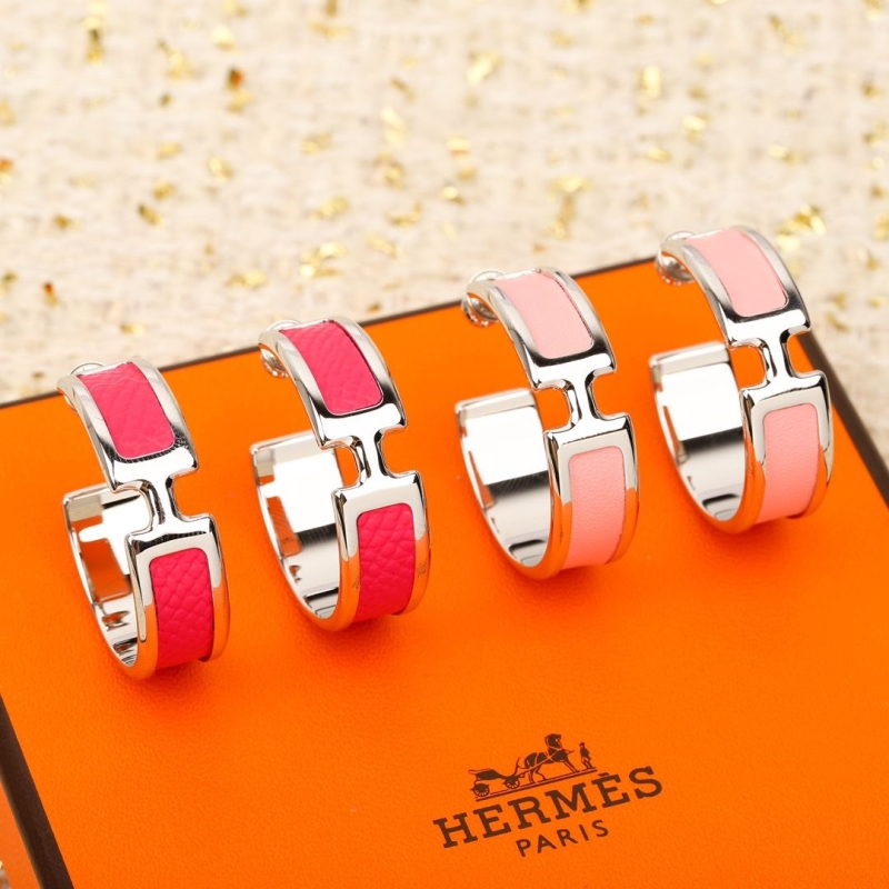 H**me5 bracelets